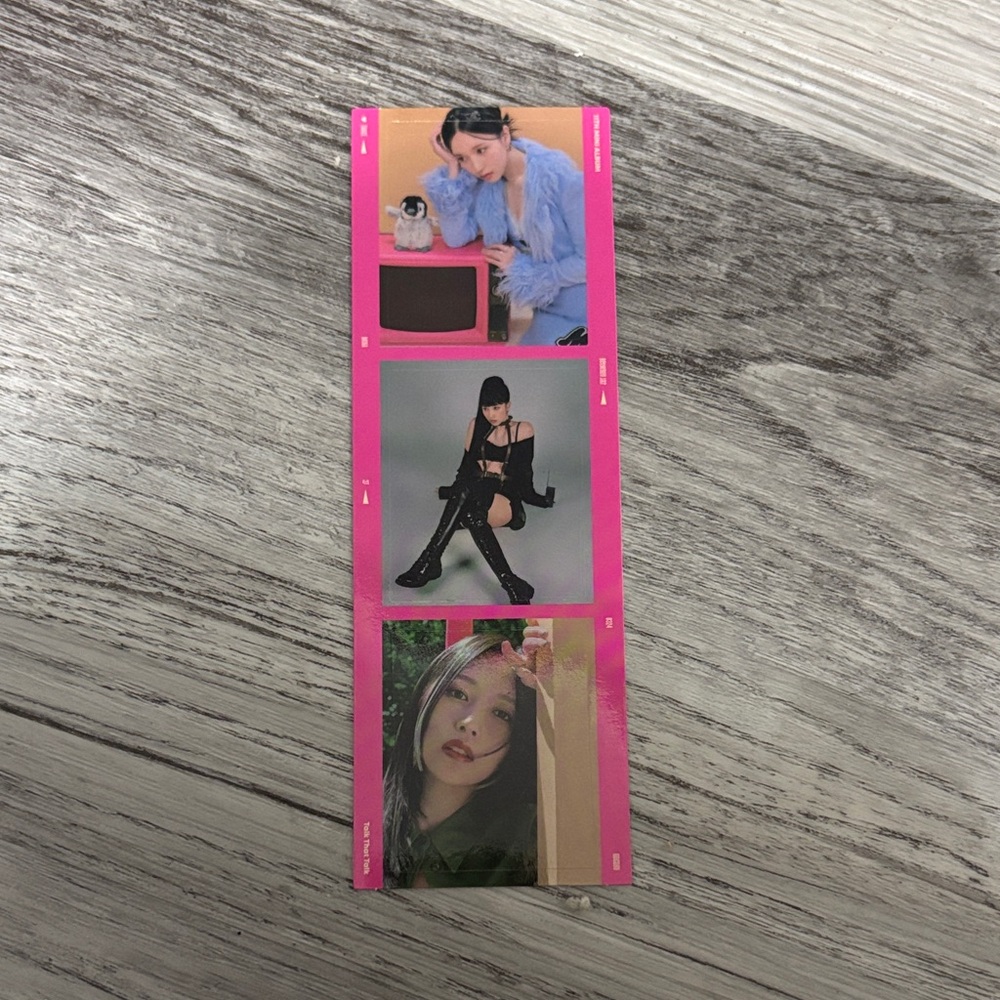Between 1&2 Mini Album - Picture 6 of 6